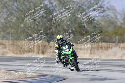 media/Dec-01-2025-Moto Forza (Mon) [[2daa91e15f]]/3-Beginner Group/Session 3 (Turn 3)/